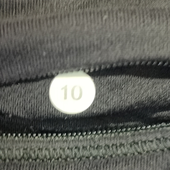 2 lululemon tops in size 10 - define jacket and shirt - Picture 8 of 10